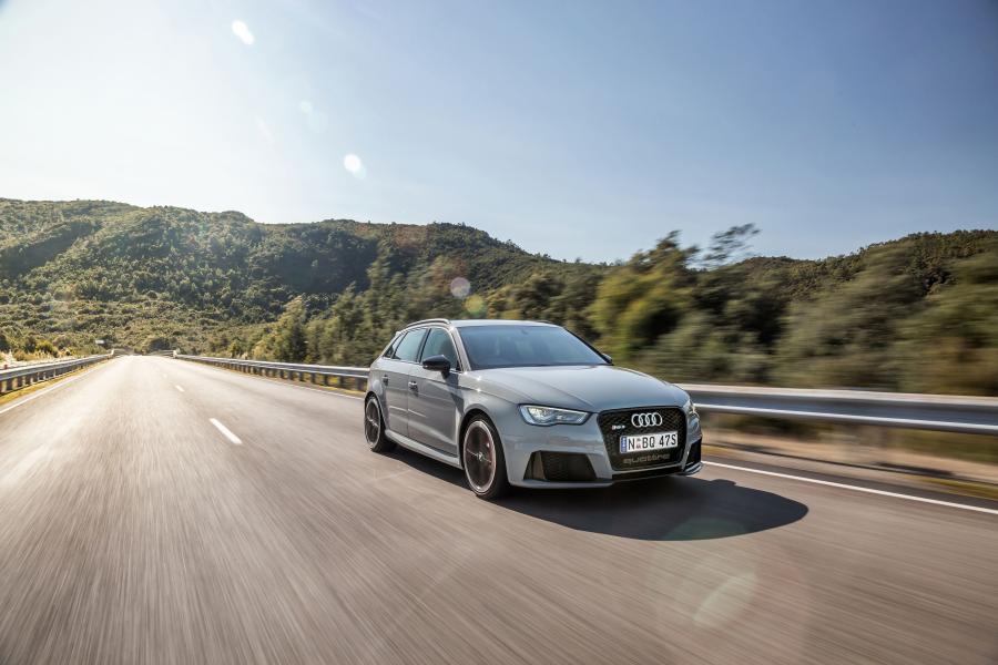  Audi RS3 Sportback (8V) 2015 года  (AU) (фото 25 из 30)